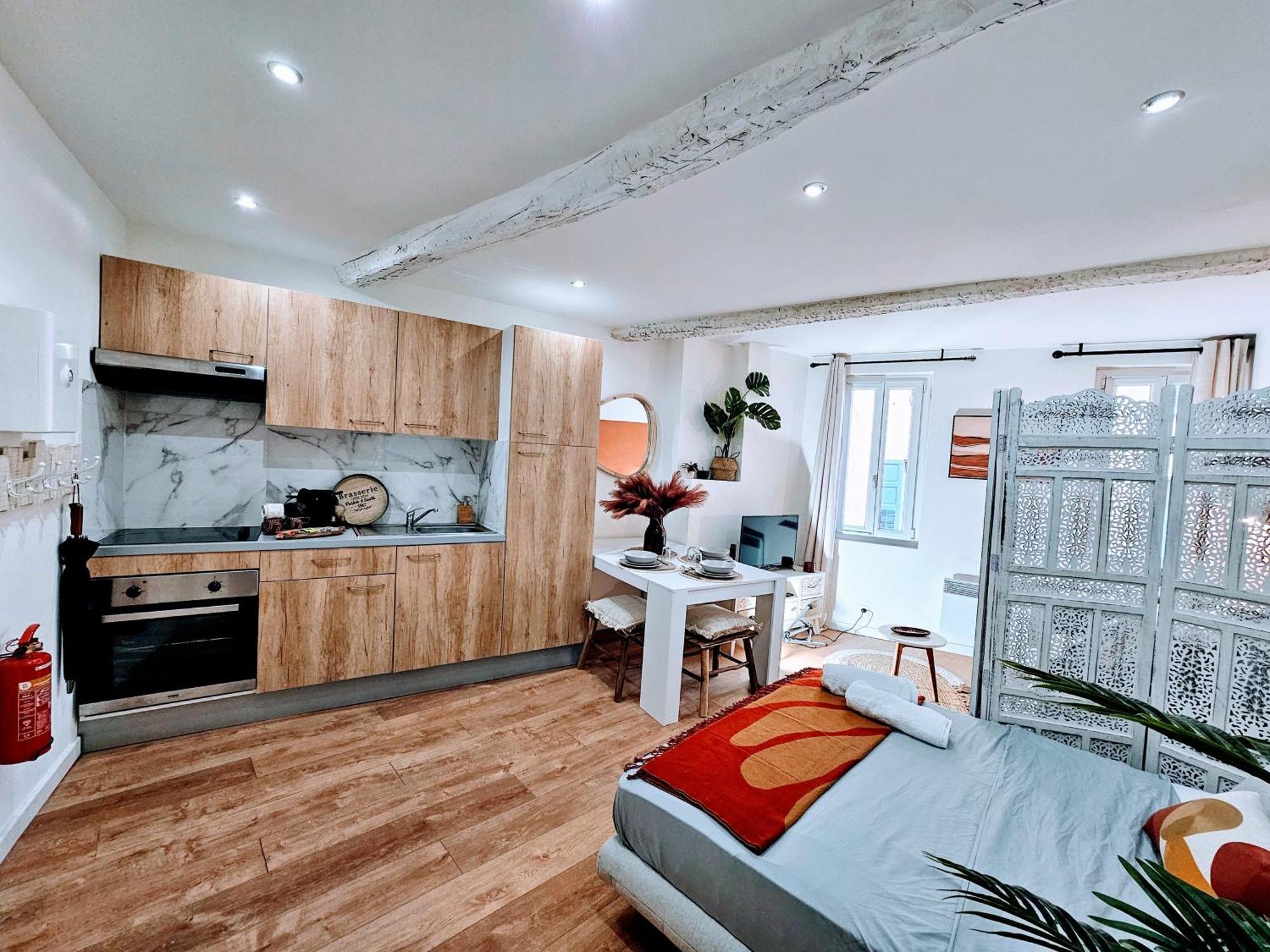 Studio Aux Pieds Des Parfumeries Грасс Экстерьер фото